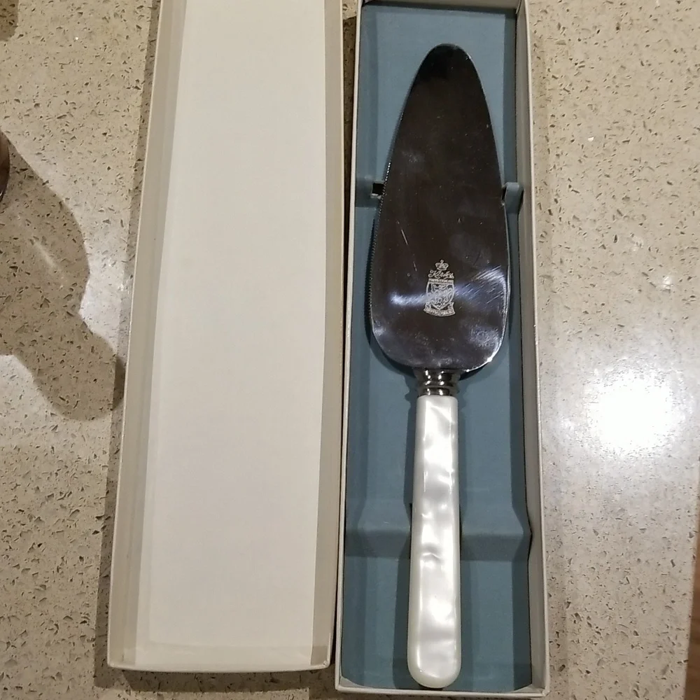 Kirk's Forged Stainless Steel Sheffield Cutlery serving knife Vintage New